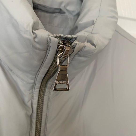 Express Light Gray Jacket - Picture 4 of 10